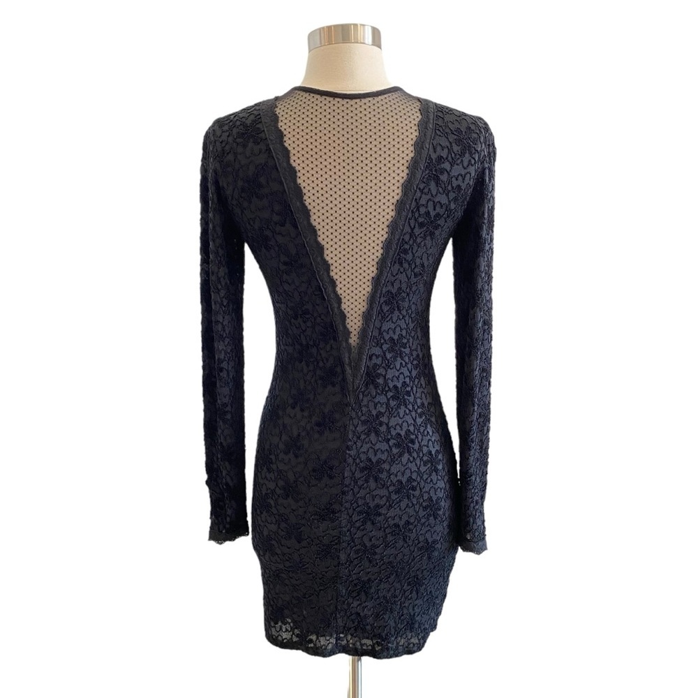 Kimchi Blue Deep V Lace Bodycon Long Sleeve Mini Dress - Picture 8 of 12